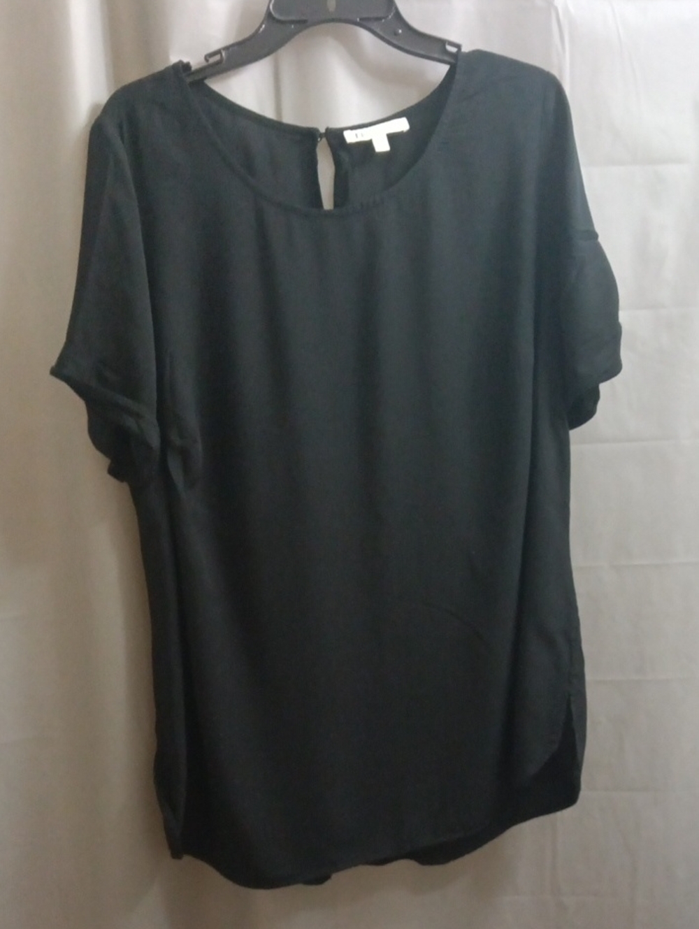 DR2 Black Short Sleeve Round Neck Blouse